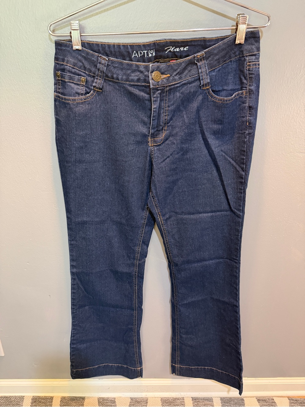 Apt. 9 Women's Dark Blue Flare Jeans Sz 10R